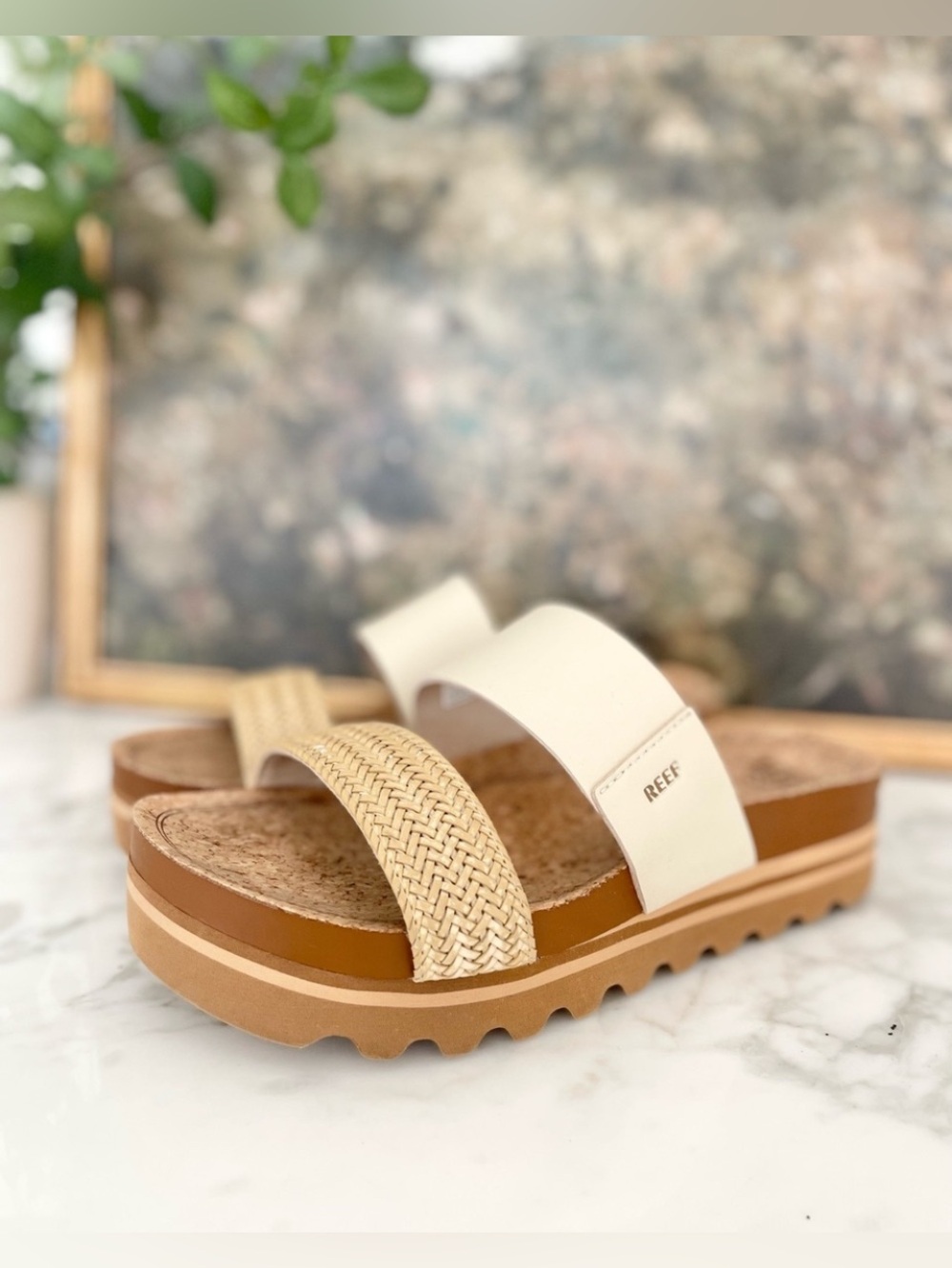 REEF Cushion Vista Hi Braided Platform Sandals Cream Tan Cork Chunky Raffia